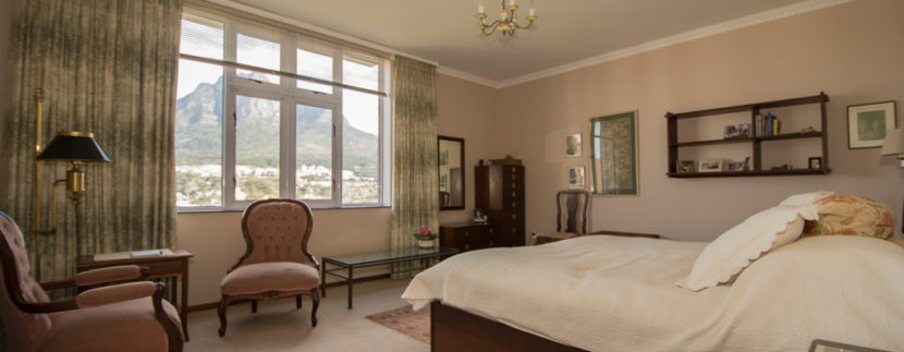 MAIN-BEDROOM_1