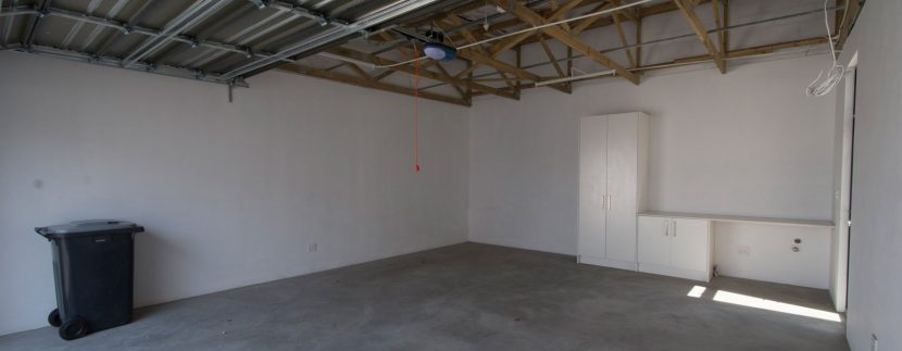 2001270_Garage_16