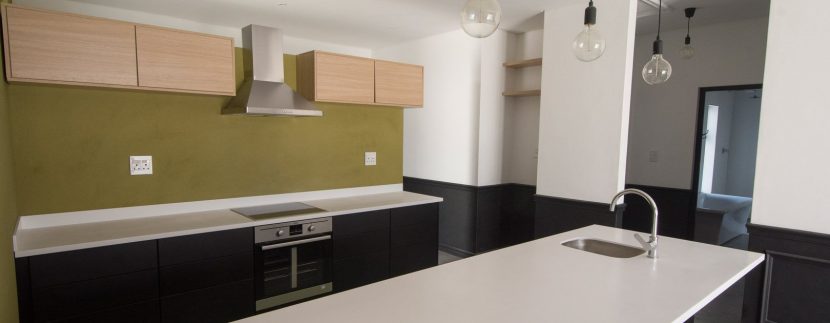 2001270_Kitchen_11