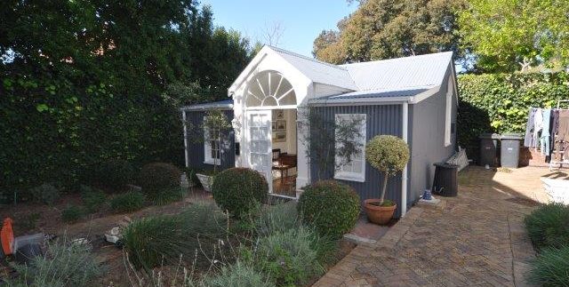 COTTAGE