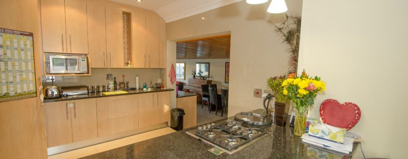 KITCHEN IN