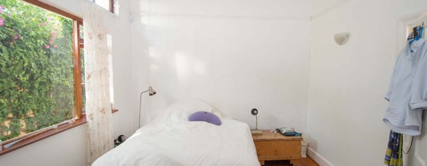 bedroom 2 inwards