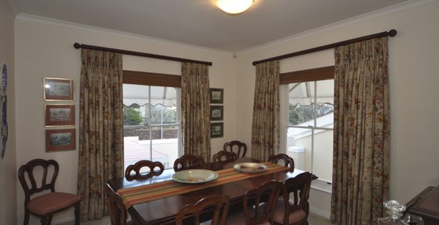 dining room DSC_0044