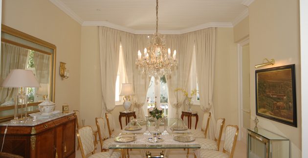 dining room DSC_2041
