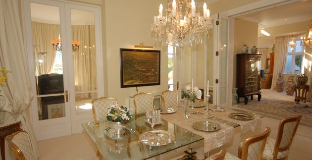 dining room out DSC_2044