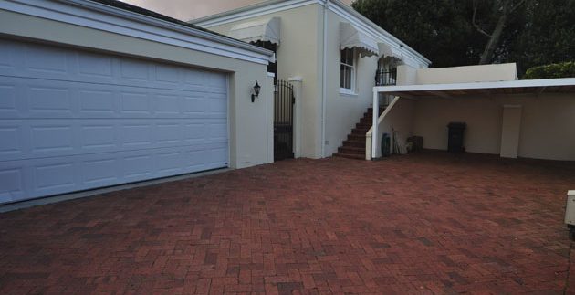 garage-and-carportDSC_0039