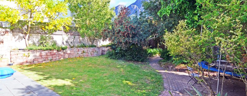garden viewsDSC_1771