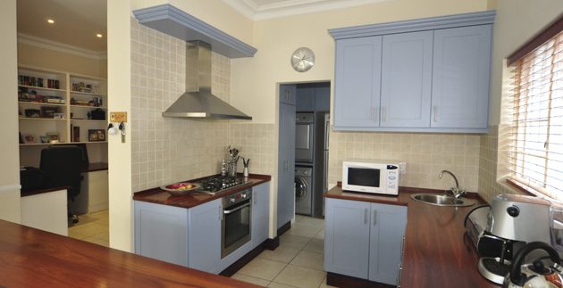 kitchen april 2010 349