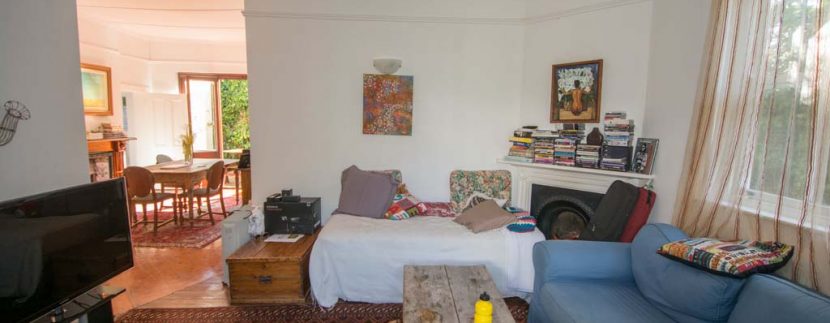 lounge to dining
