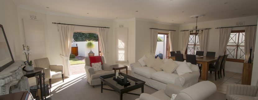 Lounge to dining 0154