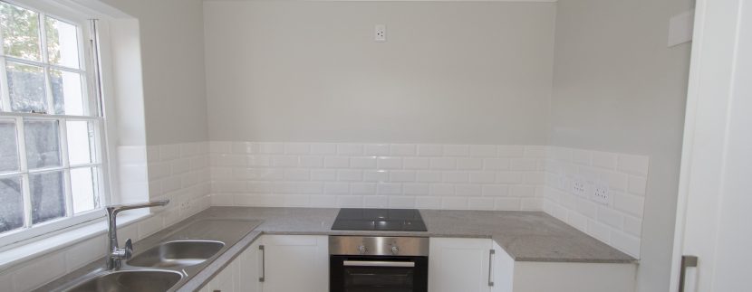 E KITCHEN