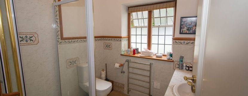 Bathroom 3444