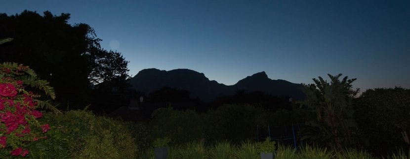 NIGHT VIEW 7719