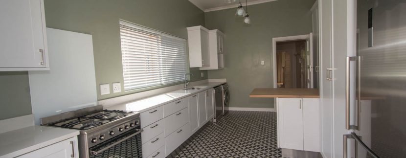 KITCHEN IN