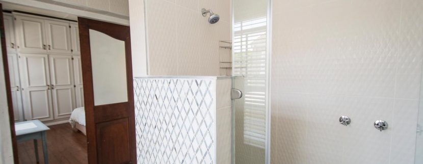 N En-suite