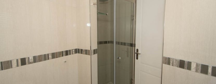 EN-SUITE 1