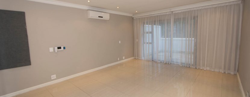g MASTER BEDROOM
